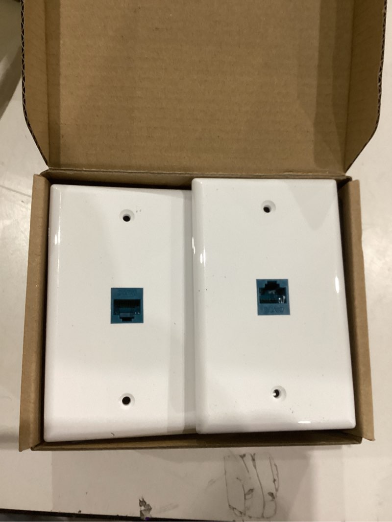 Condition photo showing Good Condition for 4 Pack Ethernet Wall Plate 1 Port Keystone Jack Blue Cat6 RJ45 Coupler Outlet Connector with Single Gang Low Voltage Mounting Bracket 4 Pack 1-Port CAT6