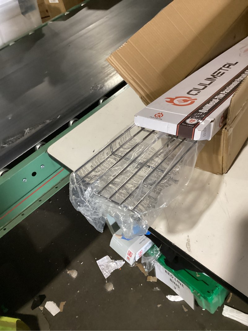 Condition photo showing New/Like New for qulimetal 18.75" 9mm grill grates for weber genesis ii, grill parts for weber genesis ii lx 300 series, genesis ii e&s 310 315 320 325 340, replacement parts for weber 66095, 304 stainless steel 18.75" 9mm 304 stainless steel