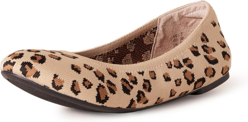 Amazon Essentials Women's Knit Ballet Flat, Brown Leopard Print, 6 Wide