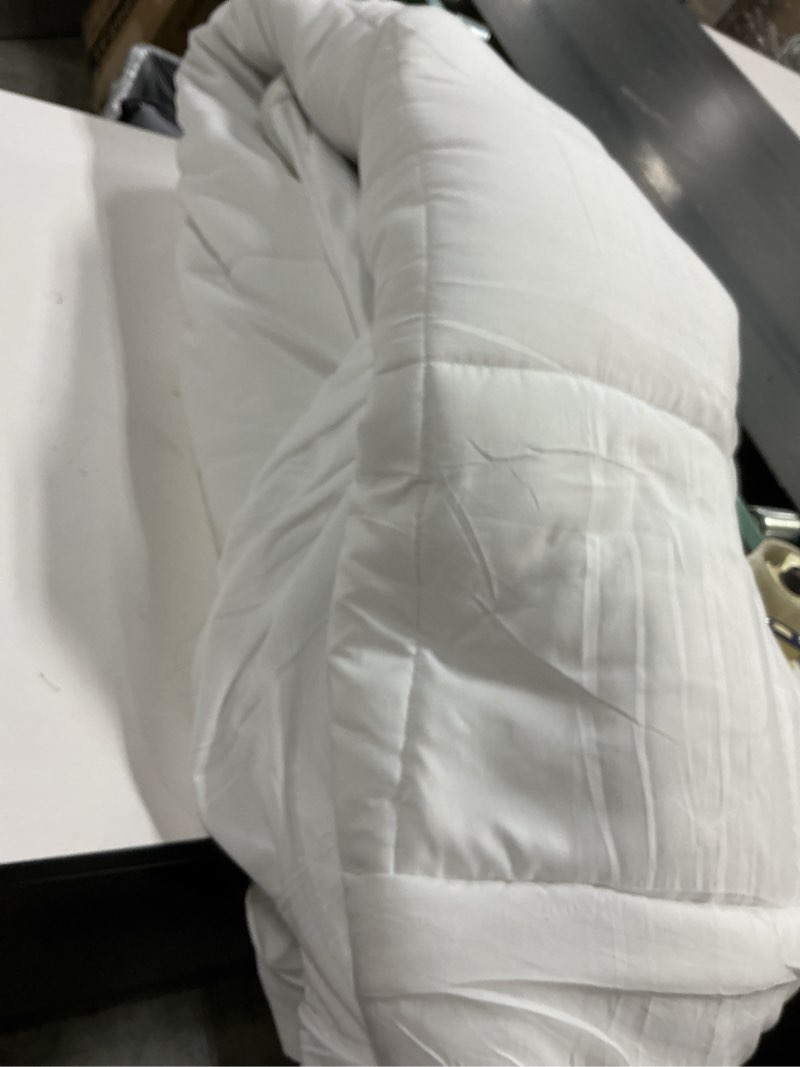 Condition photo showing As Is for Mattress Topper Queen Size Viscose Derived from Bamboo, Thick Soft Pillow Top Mattress Pad Cover for Back Pain, Mattress Protector with 8-21 Inch Deep Pocket, White White Queen