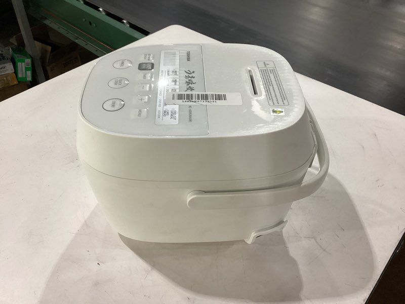 Condition photo showing Good Condition for TOSHIBA OriginTaste Rice Cooker 5.5-Cup Uncooked, Fuzzy Logic, 15-in-1 Functions, Digital Display, Delay Timer, Keep Warm, Nonstick Inner Pot, White OriginTaste 5.5 Cups Uncooked