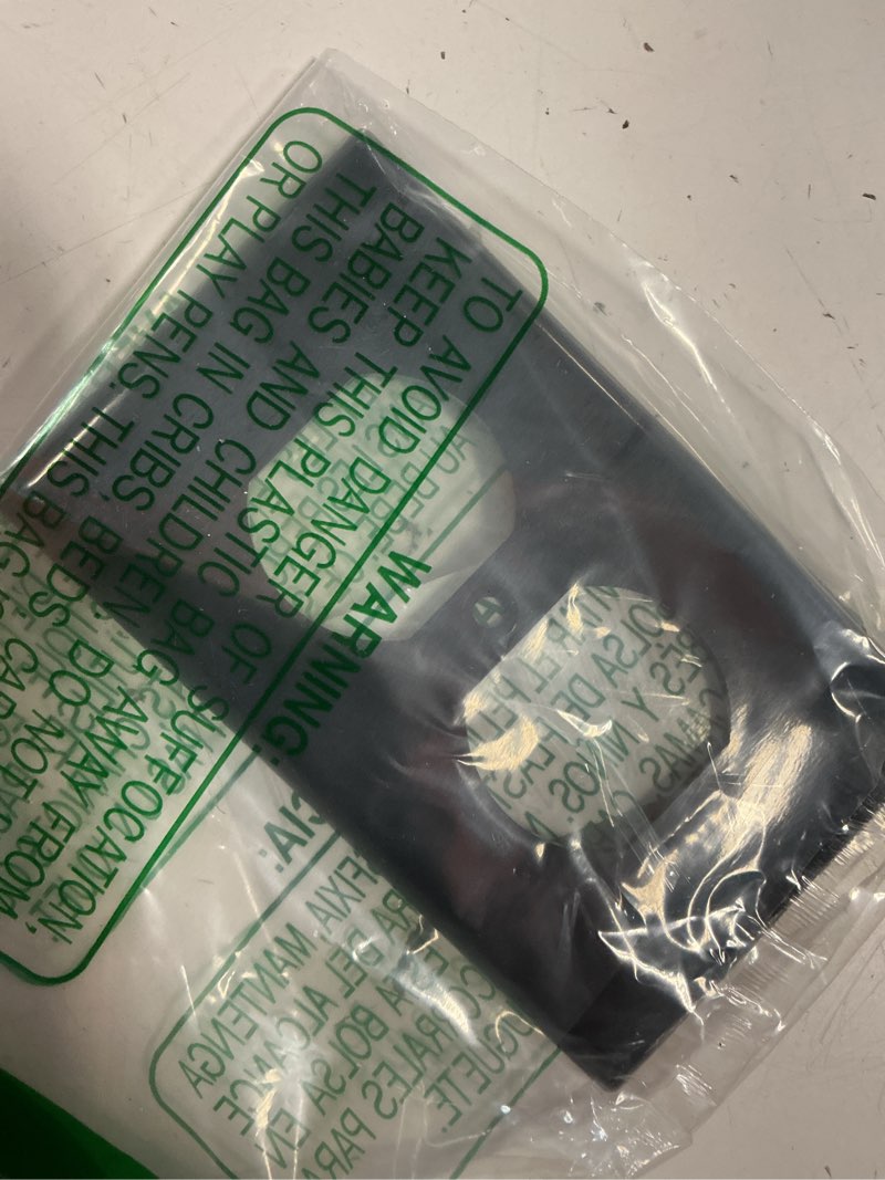 Condition photo showing Good Condition for enerlites duplex receptacle outlet wall plate, size 1-gang 4.50" x 2.76", unbreakable polycarbonate thermoplastic, 8821-bk, black black standard size 1 pack