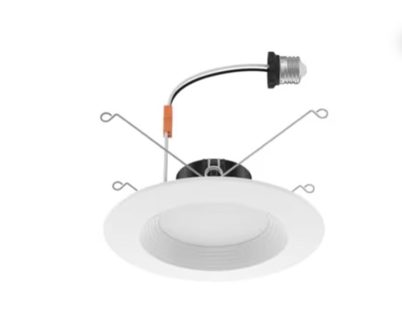 Utilitech White 5-in or 6-in 850 -Lumens Switchable white Round Dimmable LED Wet rated Recessed