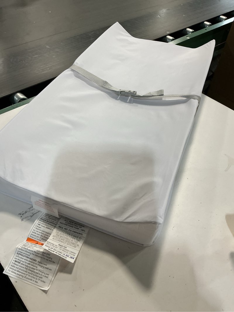 Condition photo showing Good Condition for Delta Children Foam Contoured Changing Pad with Waterproof Cover