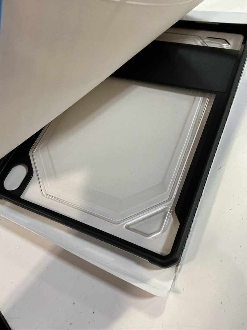 Condition photo showing Good Condition for onn slim rugged tablet case with kickstand for onn 11  tablet (2026 model) - black/clear