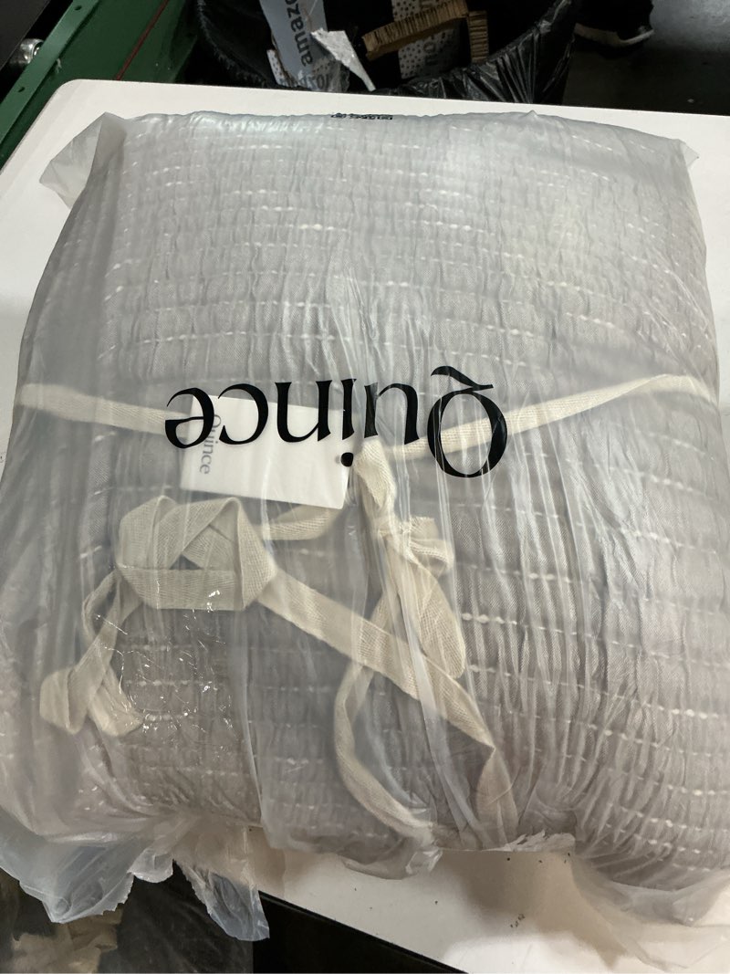 https://lotting-media.assets.bidfta.com/lotting_56b5594c-f4cd-4267-8adf-4fadd6a76c50