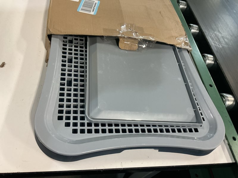 Condition photo showing Good Condition for pee pad holder, indoor potty tray for puppy and small size dog with pee wall, non-skid feet, 20 * 15.4 * 1.4 inch (large)