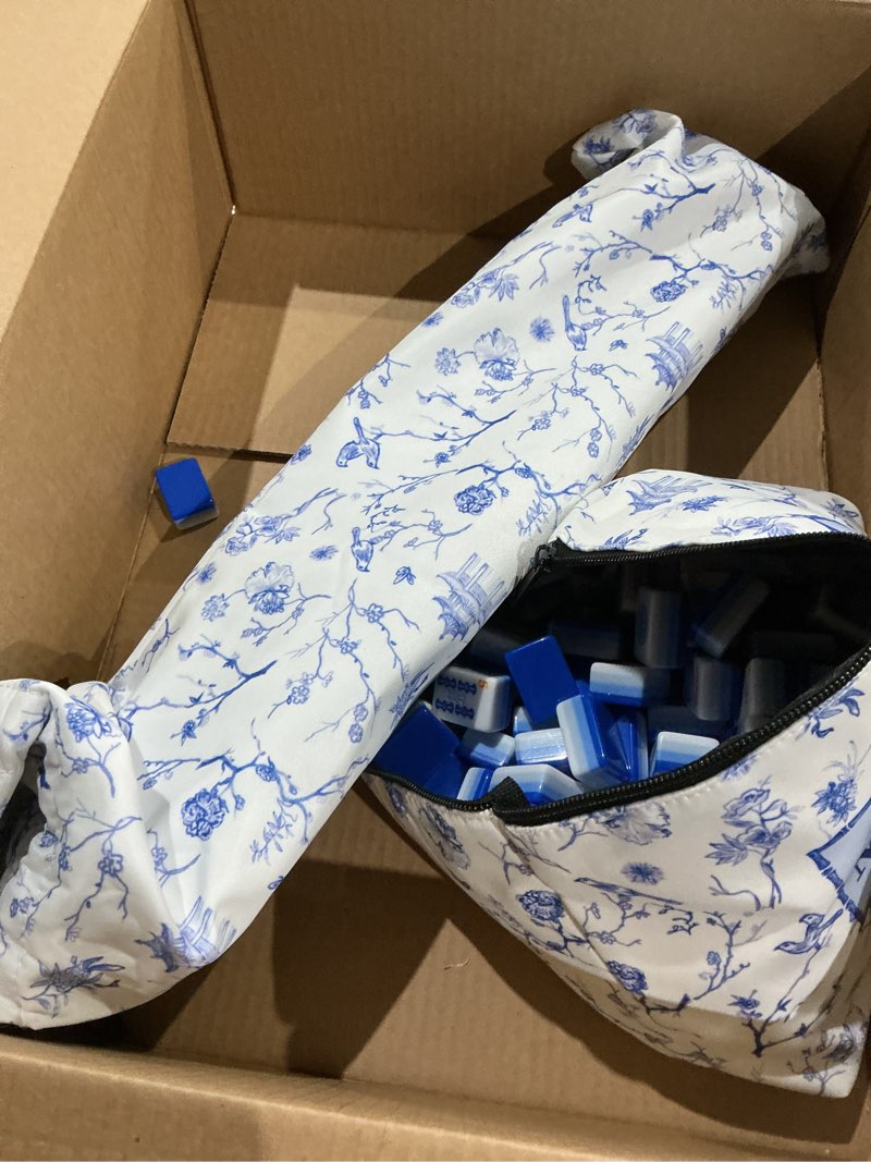 Condition photo showing As Is for tiasusan american mahjong set (4 layers), 160 blue engraved tiles, white bag and complete accessories, 4 all-in-one racks, mahjong tile set