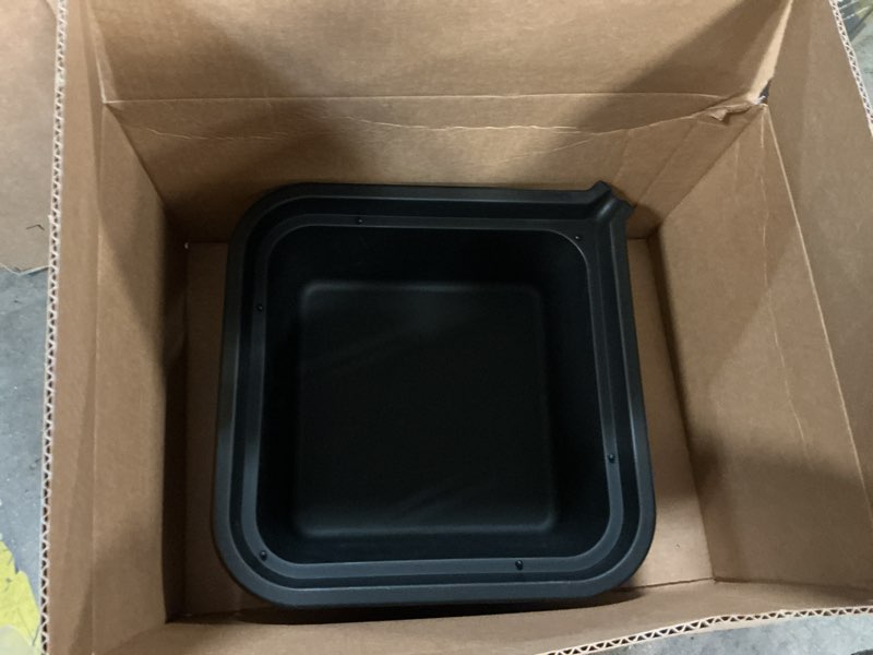 Condition photo showing Good Condition for ZEELINE BY MILTON Drain Pan with Filter Drain, 9.5-Quart, For Use with Motor Oils, Transmission Fluids, and Coolants, with Removable Mesh (ZE702)