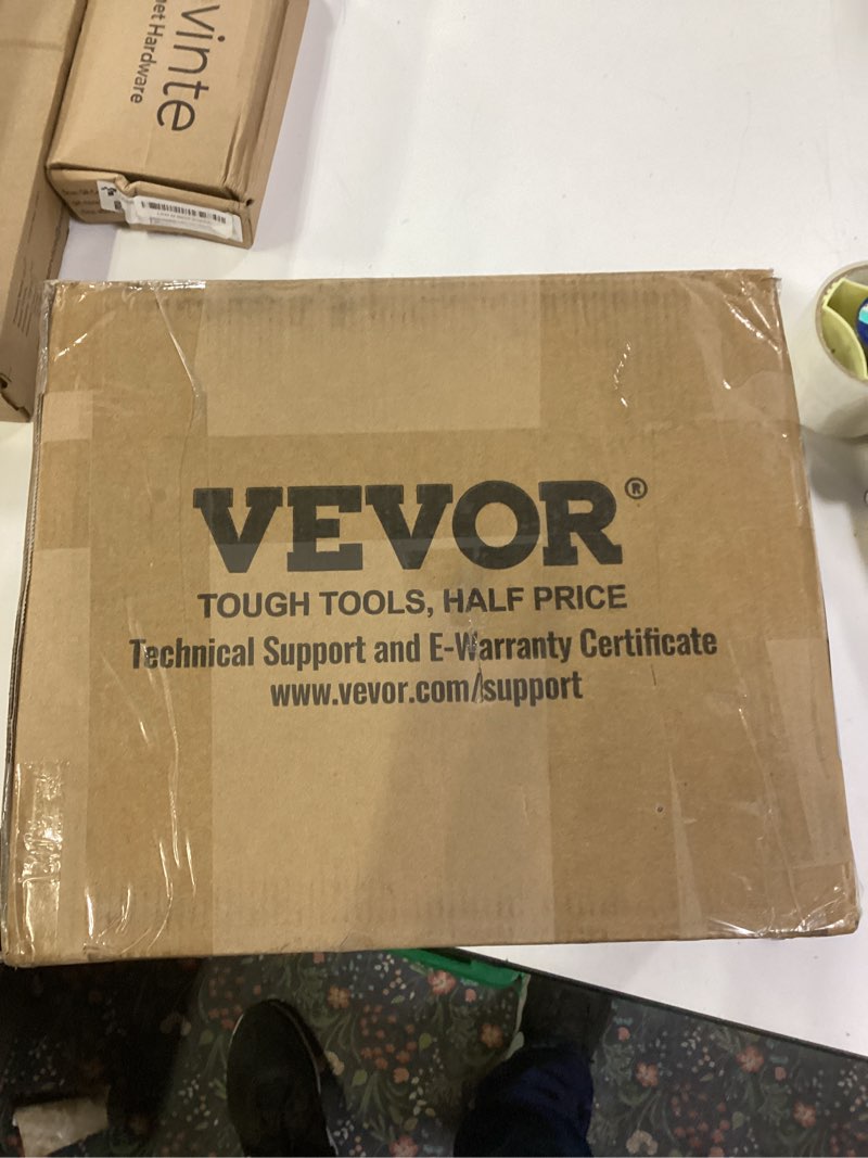 Condition photo showing New/Like New for VEVOR 6 x 10 Inch Air Vent Covers, 6-Pack Return Air Vent Cover, HVAC 3-Direction Iron Vent Grilles for Wall & Ceiling, Rustproof Anti-Peeling Air Vents Deflector Adjustable with Metal Damper, White