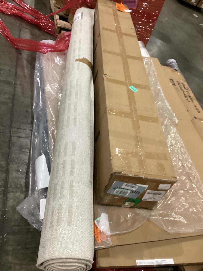 Condition photo showing Good Condition for loloi amber lewis monty collection mot-03 ivory/beige 2'-7" x 8'-0", .50" pile height, runner rug ivory / beige 2'7" x 8' (rectangular)