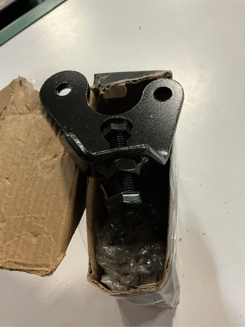 Condition photo showing Good Condition for exhaust manifold bolt repair kit compatible with newer gm trucks and suv 4.8 liter 5.3 liter 6.2 l 1999-2013, 6.0 l 1999-2021
