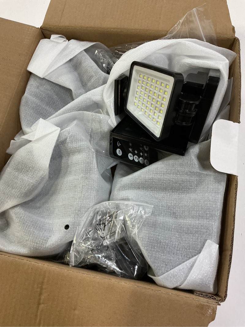 Condition photo showing New/Like New for daphino 2500lm solar lights outdoor with motion sensor,3 head 270° wide angle street area lights,ip65 waterproof security lighting with 3 modes(remote,4 pcs) 3head-remote-4 pcs