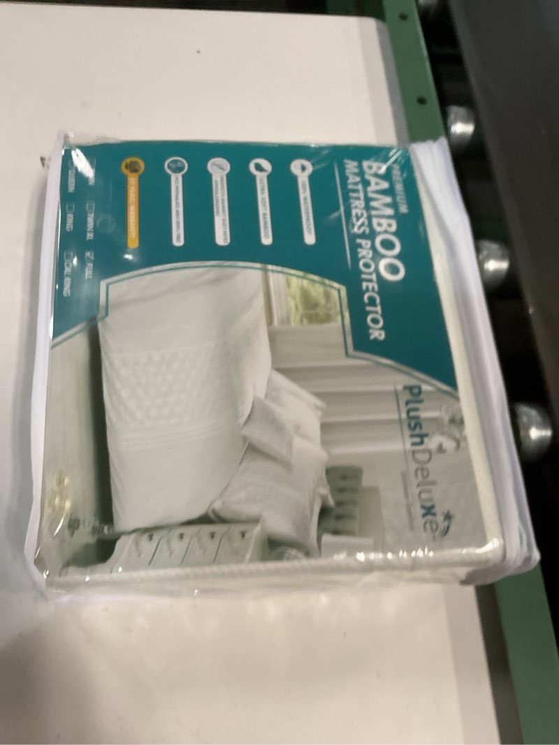 Condition photo showing New/Like New for plushdeluxe premium bamboo mattress protector – full size, waterproof, & ultra soft breathable noiseless washable bed mattress cover for comfort & protection - white