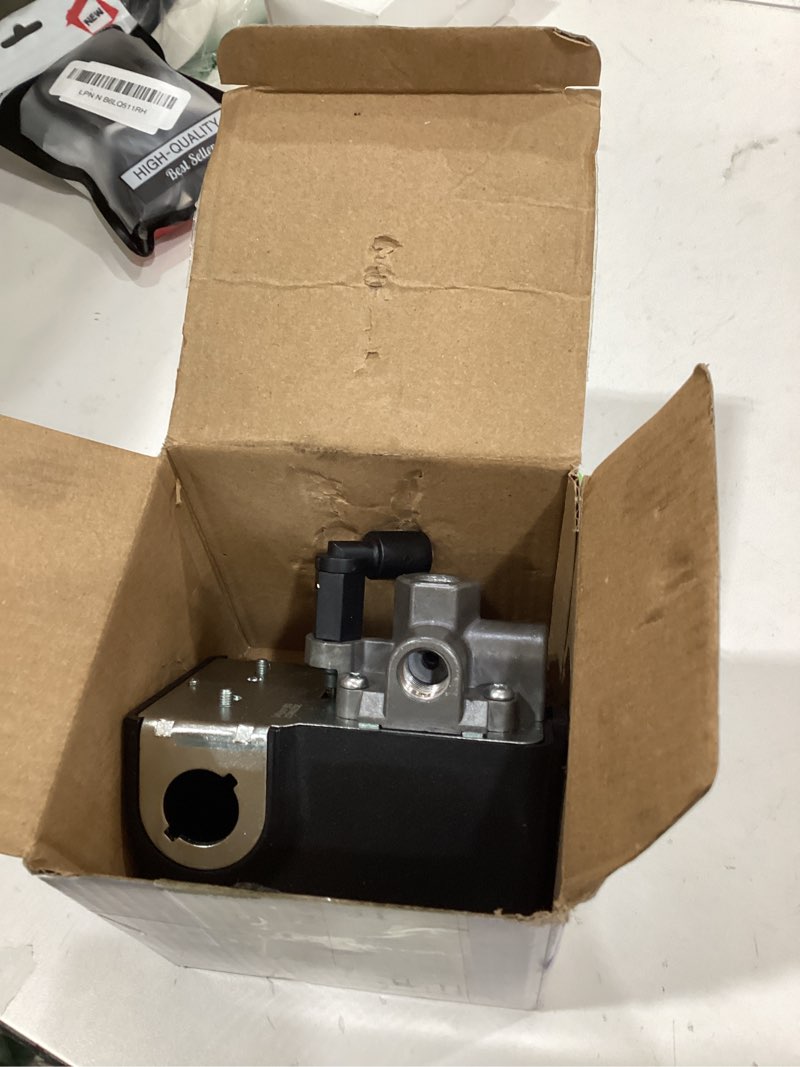 Condition photo showing New/Like New for Pressure Switch Air Compressor Parts E106003 Compatible with Husky Model C801H C601H C602H