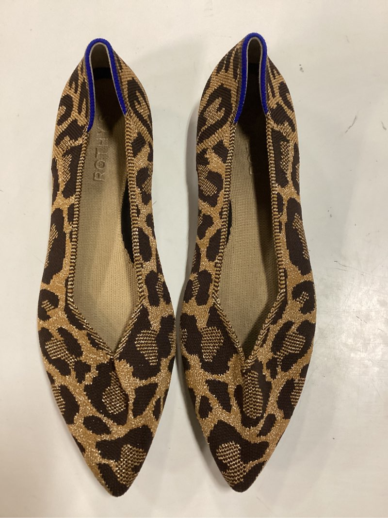 Condition photo showing As Is for rothy's the point flats feature a brown and black leopard print size 9