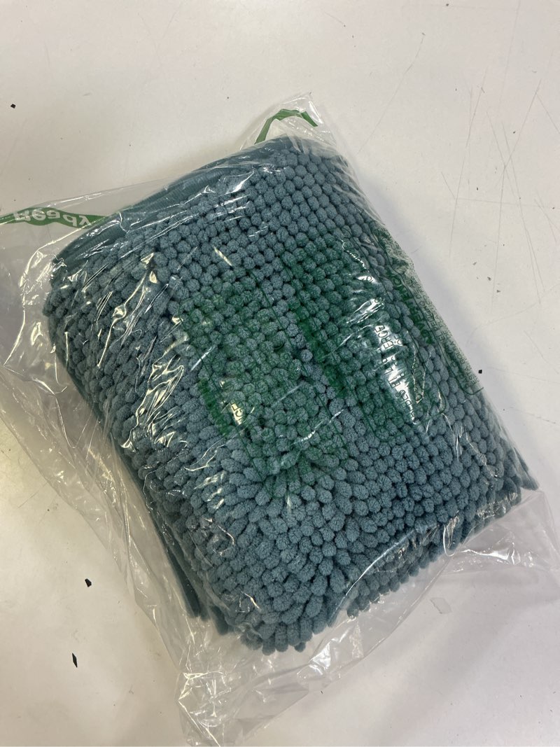 Condition photo showing New/Like New for OLANLY Dog Door Mat for Muddy Paws 32x20, Absorbs Moisture and Dirt, Absorbent Non-Slip Washable Doormat, Quick Dry Chenille Mud Mat for Dogs, Entry Indoor Entryway Carpet for Inside Floor, Airy Blue Airy Blue Solid 32" x 20"