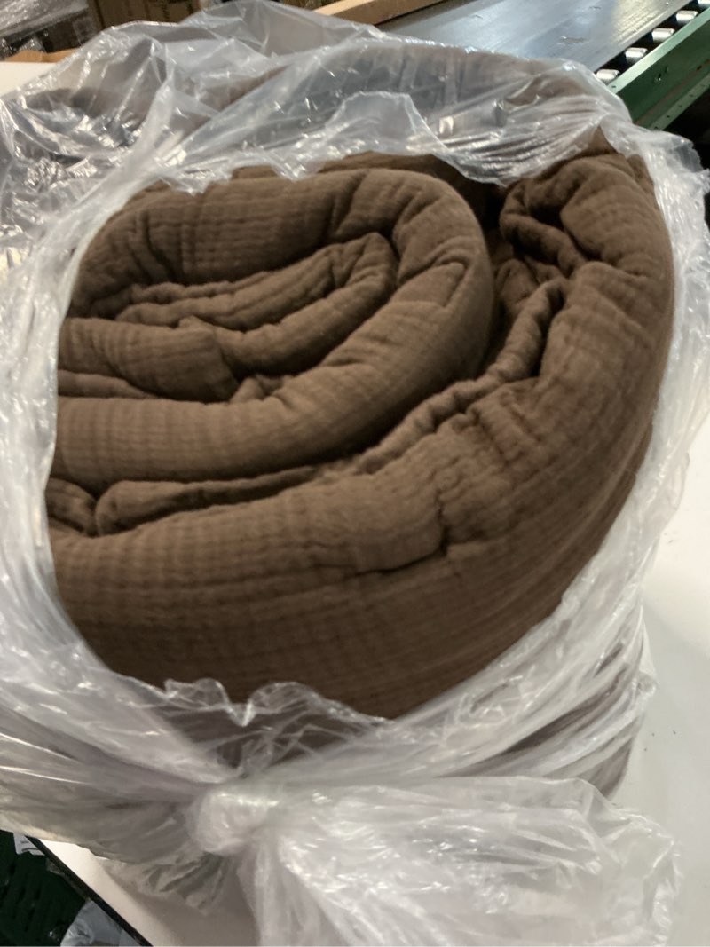 Condition photo showing Good Condition for quince organic cotton gauze dream quilt set, king/cal king, chocolate