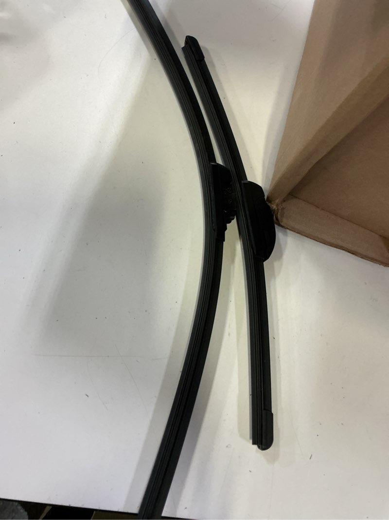 Condition photo showing As Is for bosch 26a17a icon beam wiper blades - driver and passenger side - set of 2 blades (26a & 17a) front (26a & 17a) icon combo pack (front)