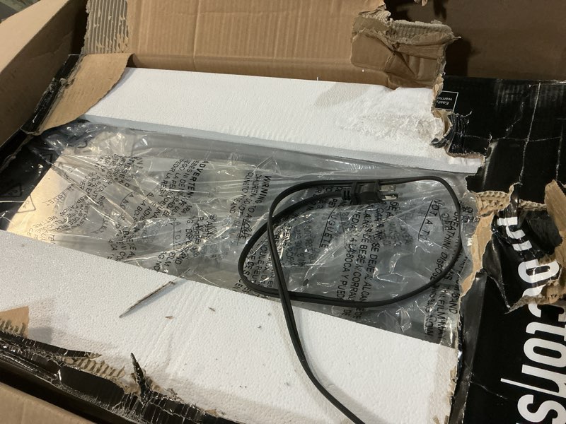 Condition photo showing Good Condition for Proctor Silex Buffet Server & Food Warmer, Adjustable Heat, for Parties, Holidays and Entertaining, Three 2.5 Quart Oven-Safe Chafing Dish Set, Stainless Steel