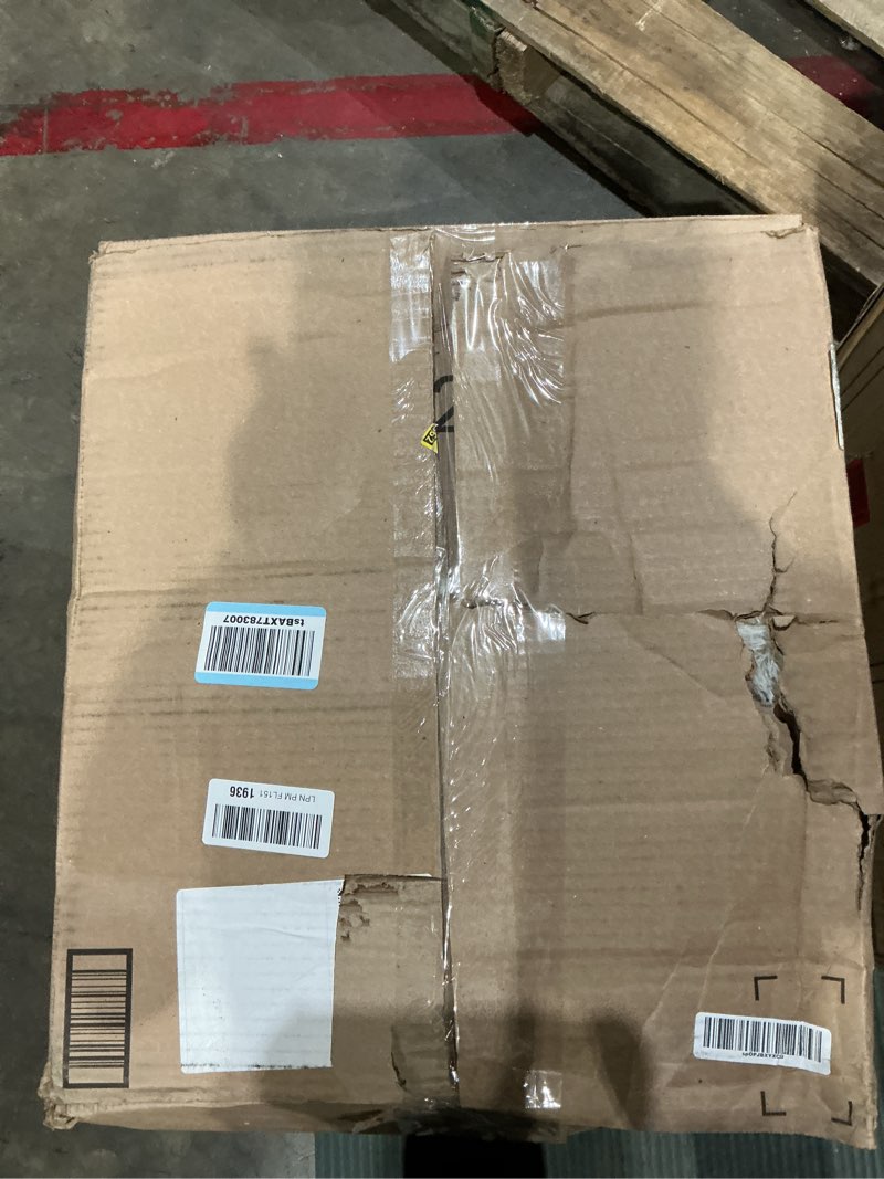 Condition photo showing As Is for similar iten https://www.amazon.com/non-skid-bedroom-geometry-playroom-120x160cm/dp/b0clzcgdqr