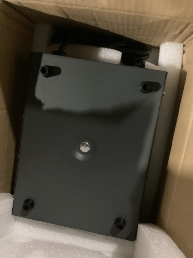 Condition photo showing Good Condition for yinleader 5000 step up/down transformer converter 110/120 volt - 220/240 volt w/us power cord,circuit breaker protection (grey) 5000w