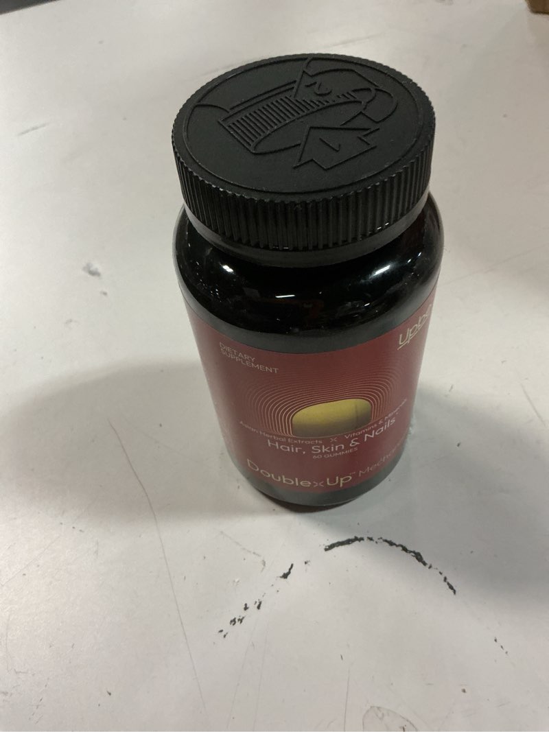 Condition photo showing Good Condition for Hair Skin & Nails Gummies - 6000 mcg Biotin Vitamins & Minerals Supplement - Plant-Based, Vegetarian, No Artificial Flavors - Ginseng Herbs Gummy - 60ct(exp 05/27)