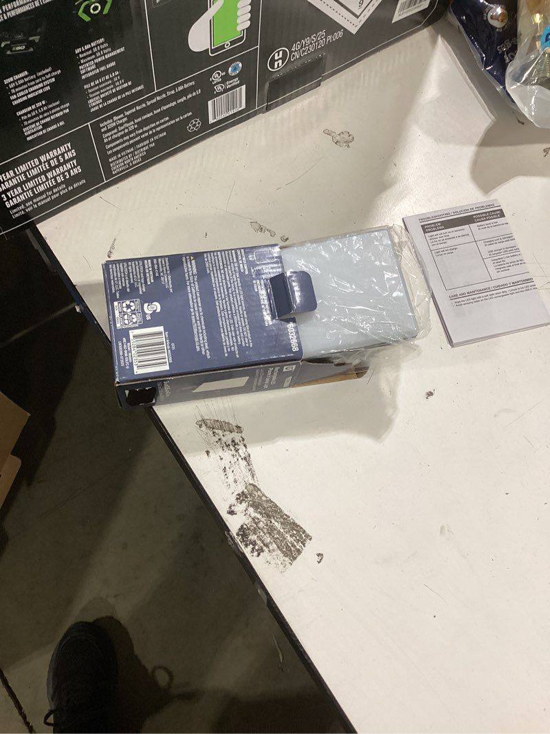 Condition photo showing Good Condition for Utilitech Rechargeable Clip-on LED Light for Phone Tablet or Laptop