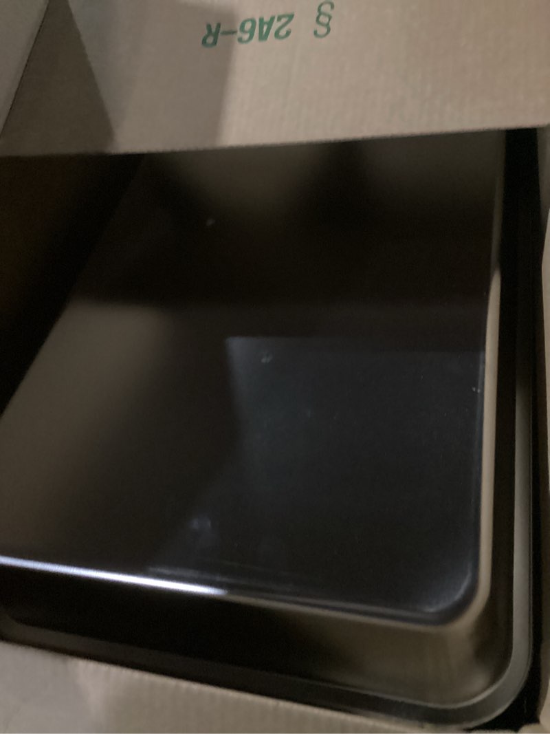 Condition photo showing As Is for IKITCHEN Stainless Steel Cat Litter Box, Large Metal Litter Box for Cats, Never Absorbs Odors,Stain Free, Rustproof, Non Stick Smooth Surface, Anti-Slip Rubber Bottom, 23.5" L x 15.5" W x 4" H 23.5"L x 15.5"W 4" H