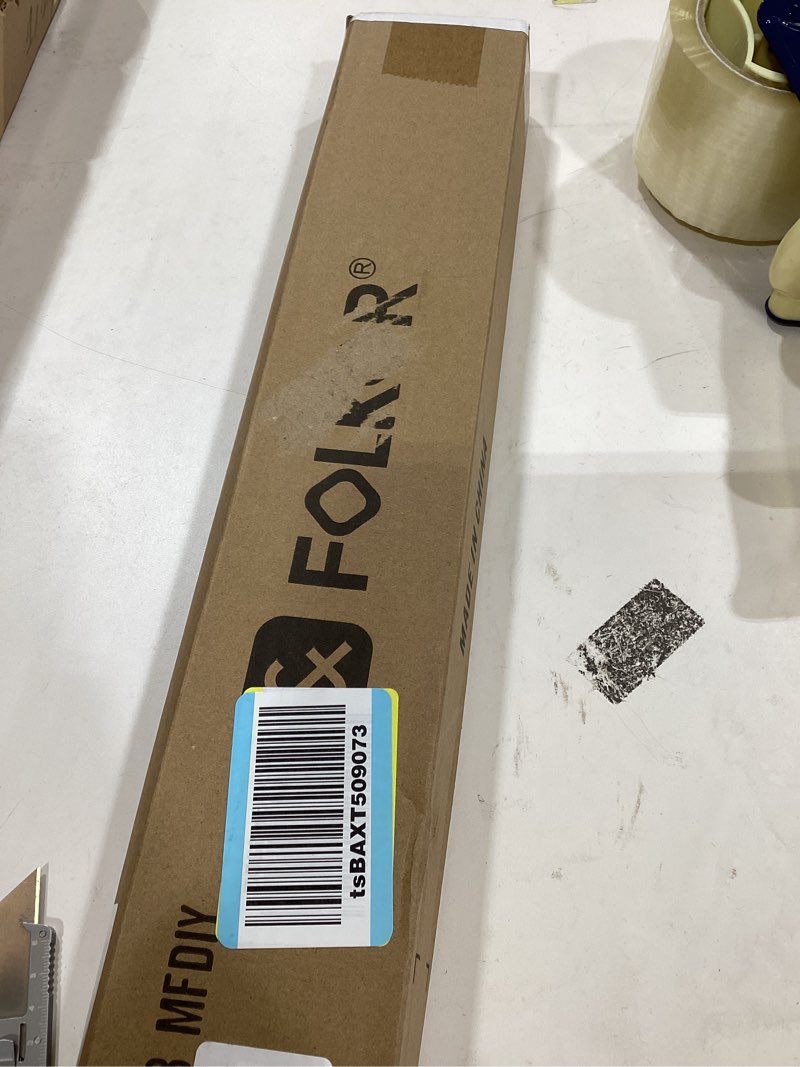 Condition photo showing Good Condition for Floater Frame for 16x20 Canvas Paintings, DIY Metal Floating Frame with 5/6” Deep for Artists Designers Landscape Portrait Artwork, Vintage Home Office Wall Decor (Bronze) 16x20" Bronze