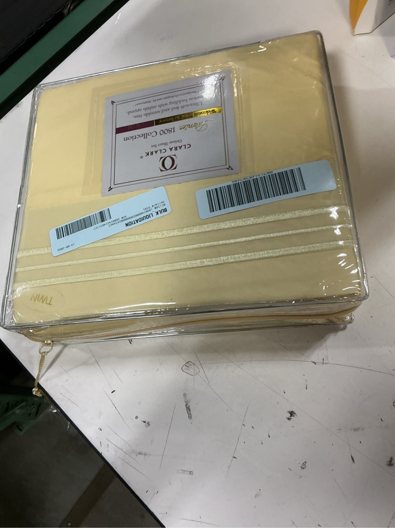 https://lotting-media.assets.bidfta.com/lotting_5750a27e-f4e8-405f-9c59-22fe86a636f6