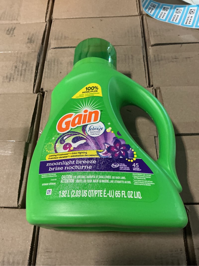 gain, laundry detergent moonlight breeze + aroma boost, 65 fl oz