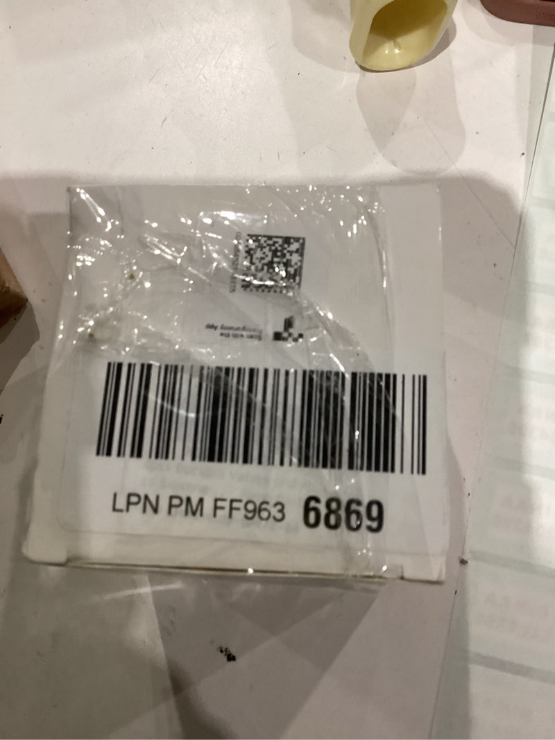 Condition photo showing As Is for 6pcs Duckbill Valves and 4pcs Silicone Diaphragms Compatible with eufy S1 Pro/S1/E10/E20 Breast Pump, Replace for Lansinoh Discreet Duo/NCVI/NICEGREEN/Nuliie/Zooawa S32 Breast Pump Parts 6pcs Valves+4pcs Diaphragms