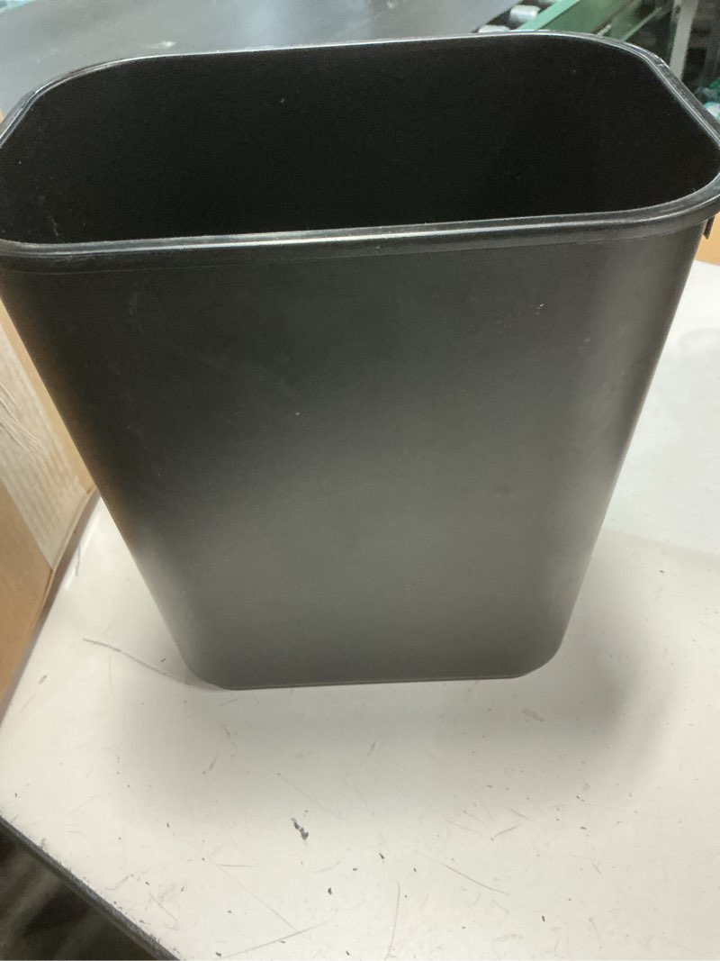 Condition photo showing Good Condition for deskside lldpe trash can black 13-5/8 quart / 3.25 gal.