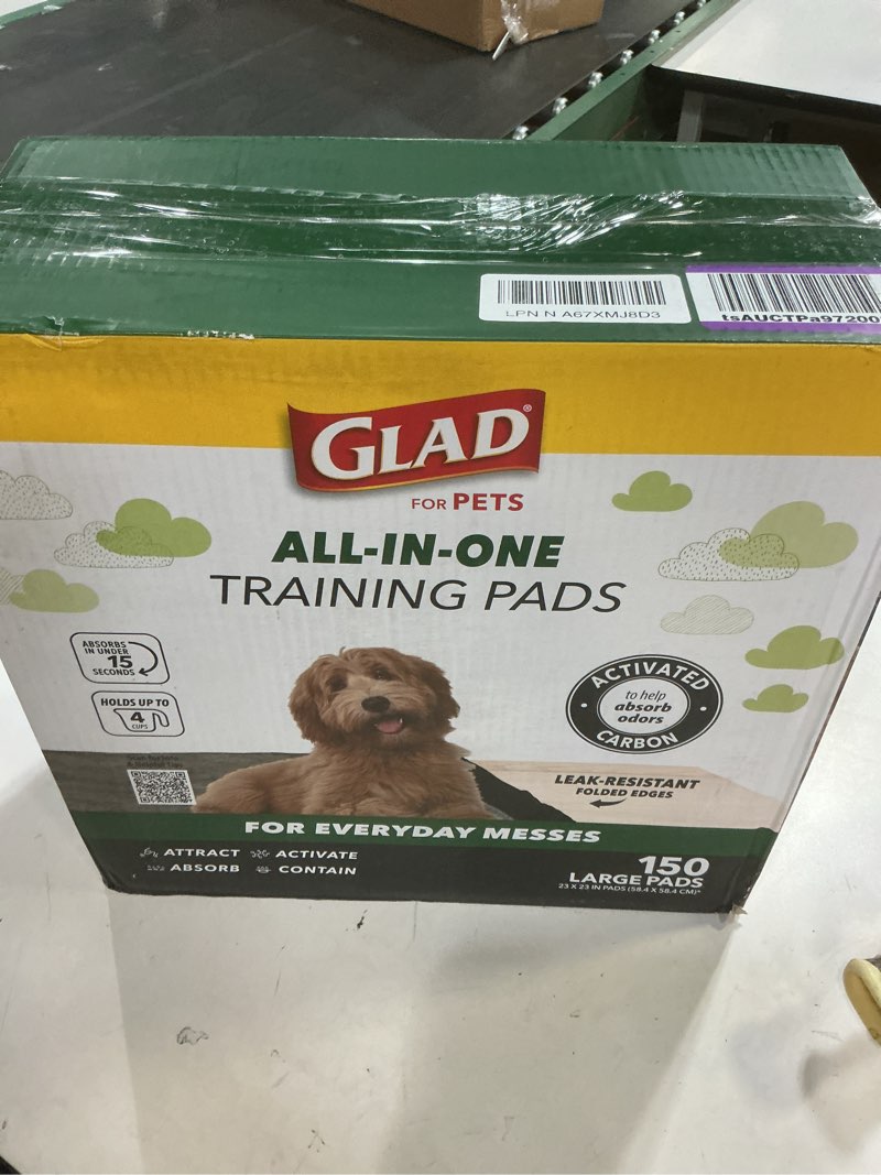 Condition photo showing New/Like New for glad for pets black charcoal puppy pads - super absorbent disposable dog pee pads, potty training pads, and pet supplies - dog pee pads for crate training and indoor use 23" x 23" - 150 count regular 23" x 23" - 150 count