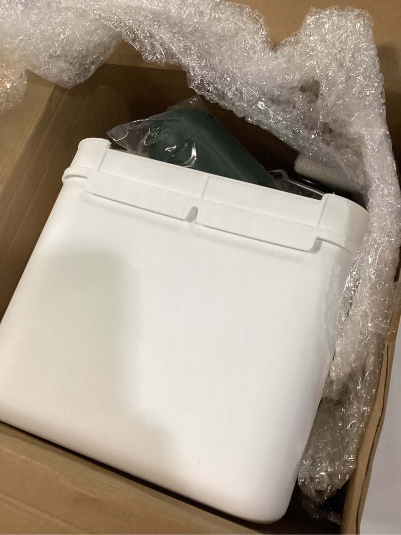 Condition photo showing Good Condition for 4 pcs 1.8 gallon 2 in 1 heated chicken waterer with heated stainless steel table 18 pounds automatic chicken feeder waterproof outlet box pipe insulation tape wrap for winter chick coop 1.8 gallon, 18 pounds
