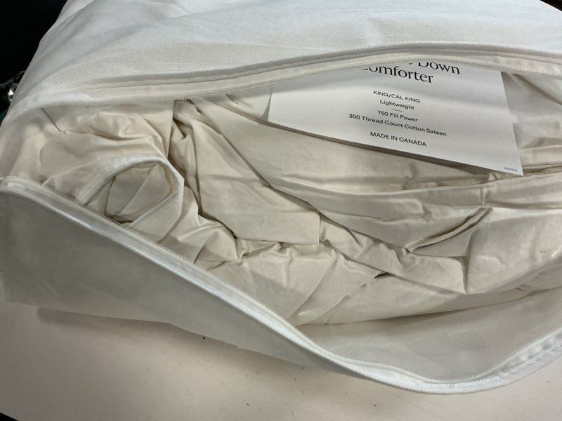 Condition photo showing As Is for quince luxe goose down comforter king/cal king lightweight