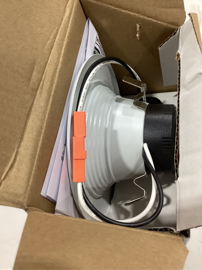 utilitech white 4-in 600 -lumens warm white round dimmable led wet rated recessed downlight