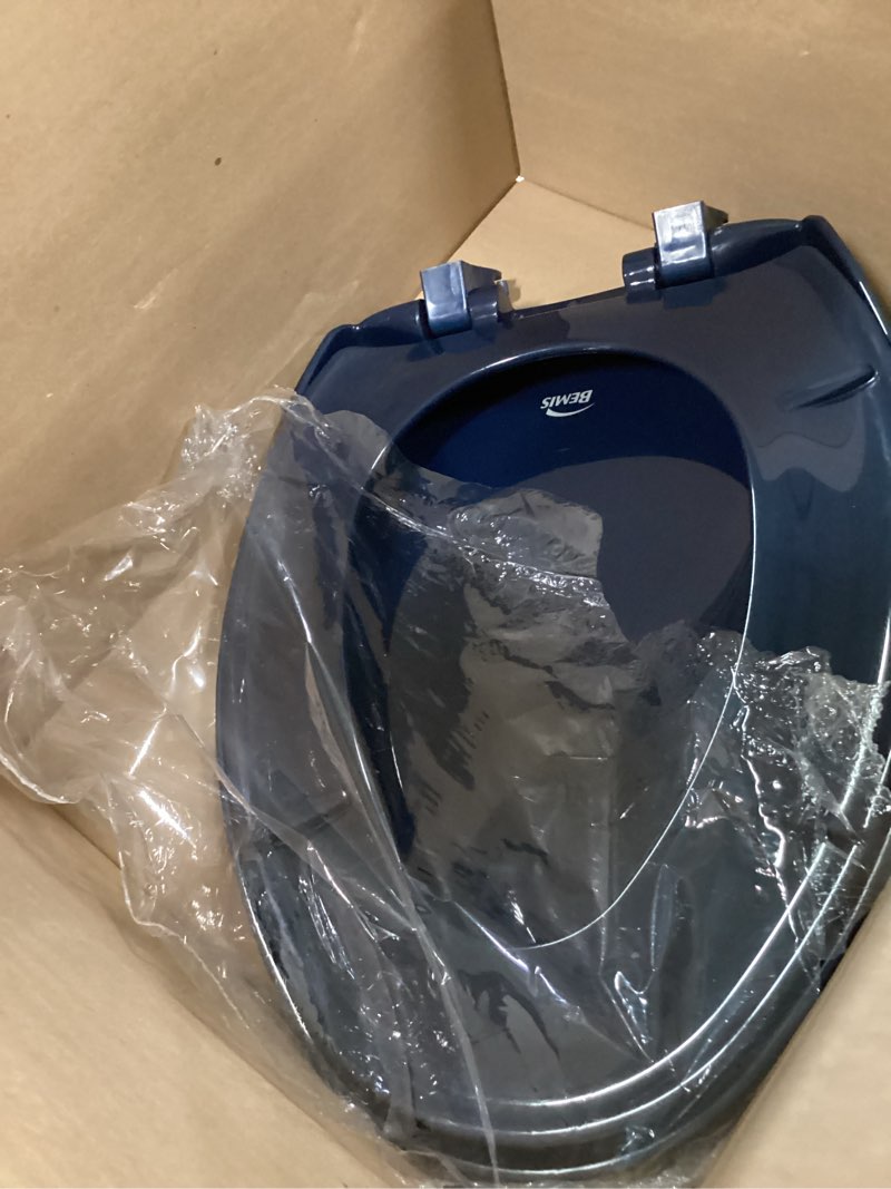 Condition photo showing Good Condition for Bemis Classic Colors Slow Close Toilet Seat, Easy Clean Hinges and Durable Plastic Seat, Made in USA, Elongated, Navy Elongated Navy
