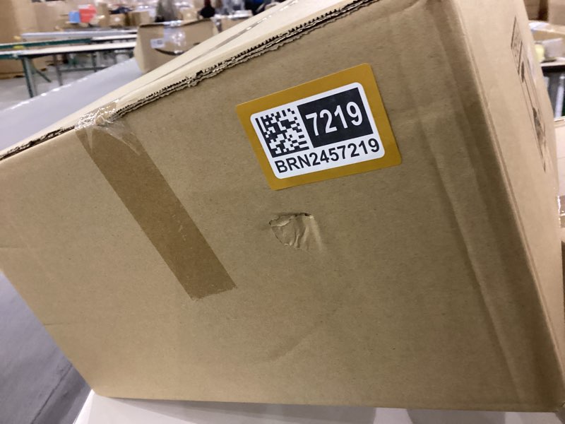 Yesesion Extra Large Display Cases for Figures Under 7 inches Tall, Plastic Collectibles Showcase wi