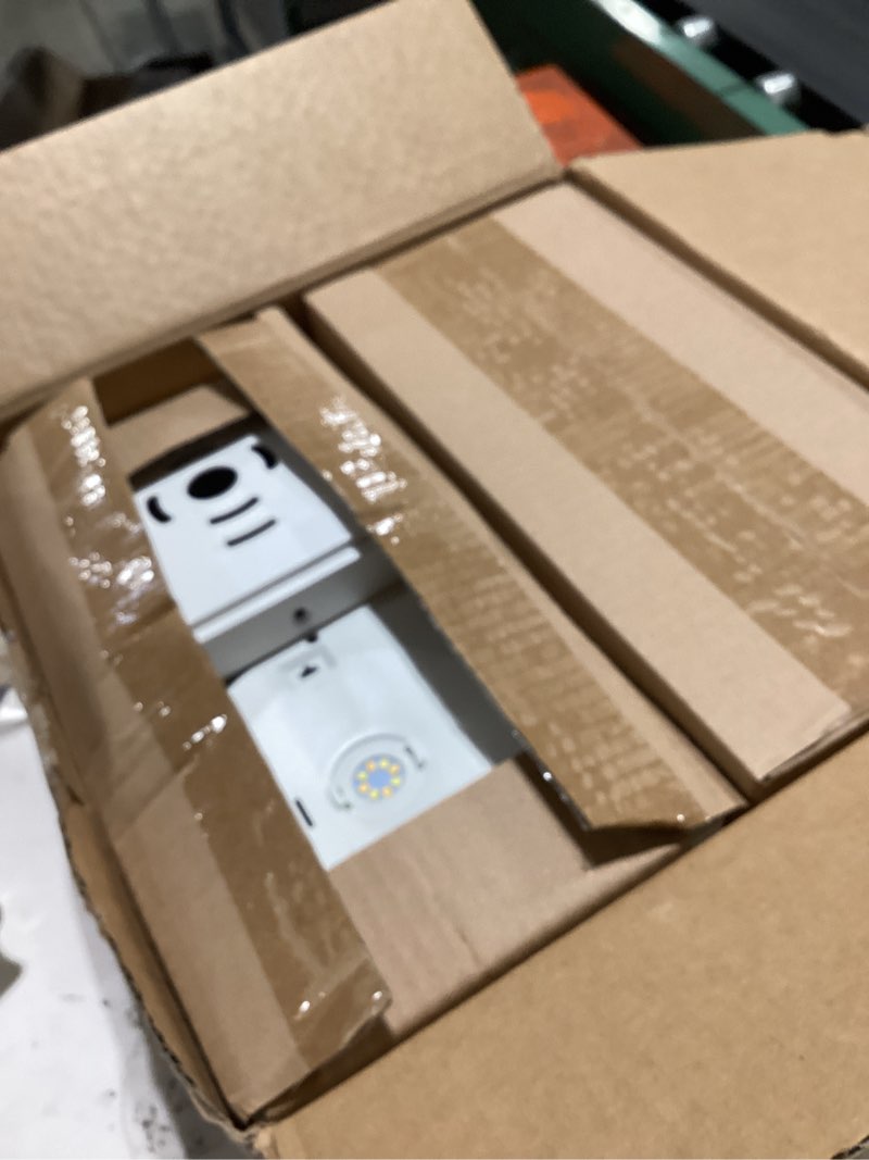 Condition photo showing Good Condition for 12 pack solar post cap lights, 2 mode bright solar post lights outdoor waterproof, outdoor post lights solar powered deck lights for 4x4 4.5x4.5 5x5 posts in garden decor