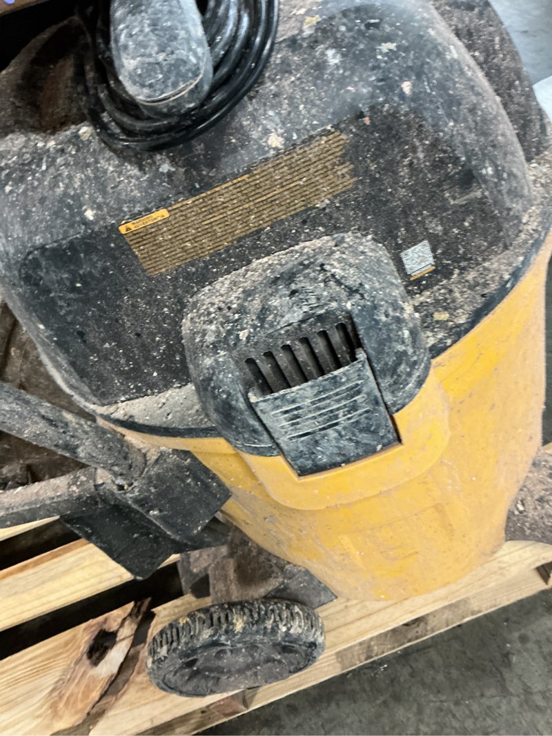 Condition photo showing As Is for dewalt 6 gallon poly wet/dry vacuum dxv06p