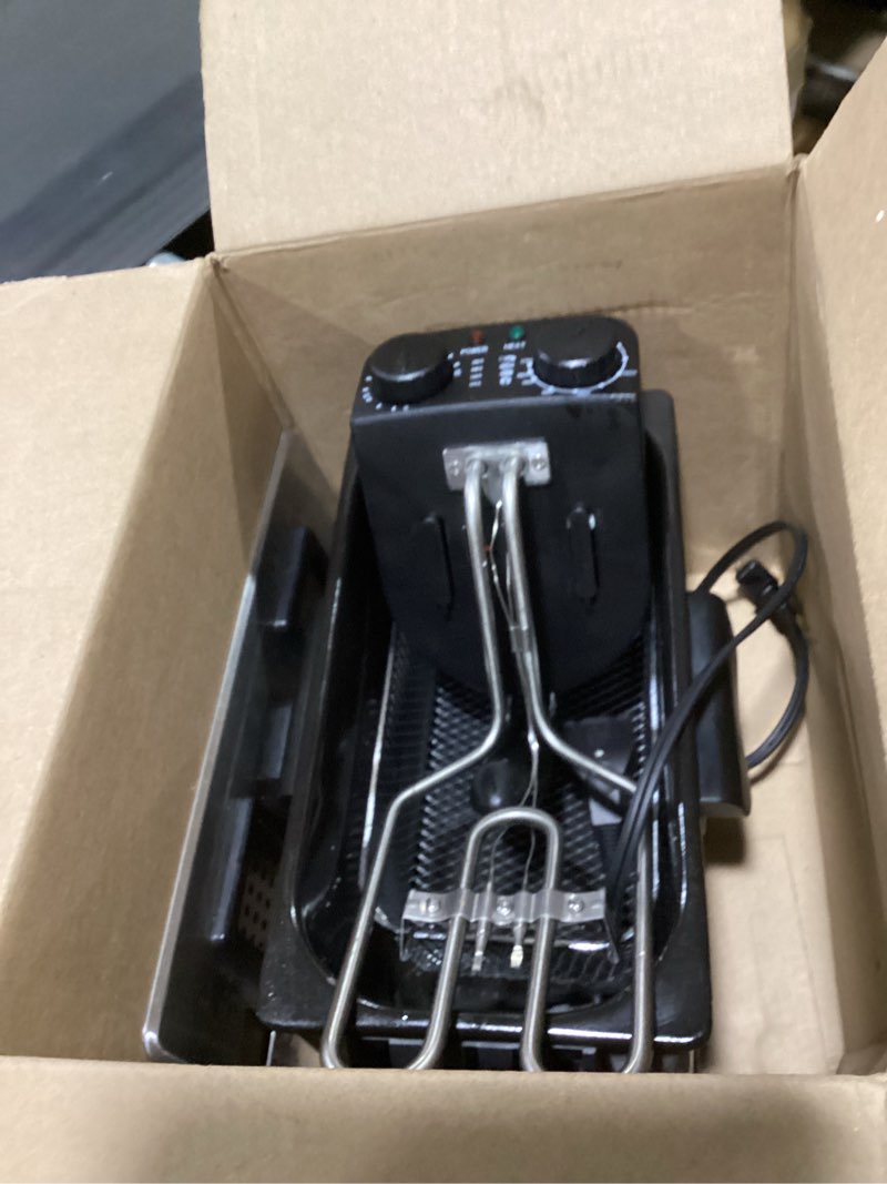 Condition photo showing Good Condition for deep fryer with basket, 1600w, 3l small deep fryer with oil filtration for home use, fryer pot with timer & temp control, viewing window, stainless steel, fine mesh strainer, oil storage container