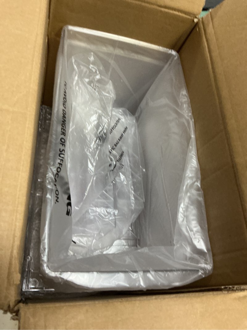 Condition photo showing Good Condition for Clemate 4Pack Stackable Kitchen Storage Organizer, Pantry Organizers and Storage, Clear Foods Organizer Bins with Handles, Easily Assemble for Bathroom, Kitchen, Pantry, Cabinet, Closet Clear 4 Large