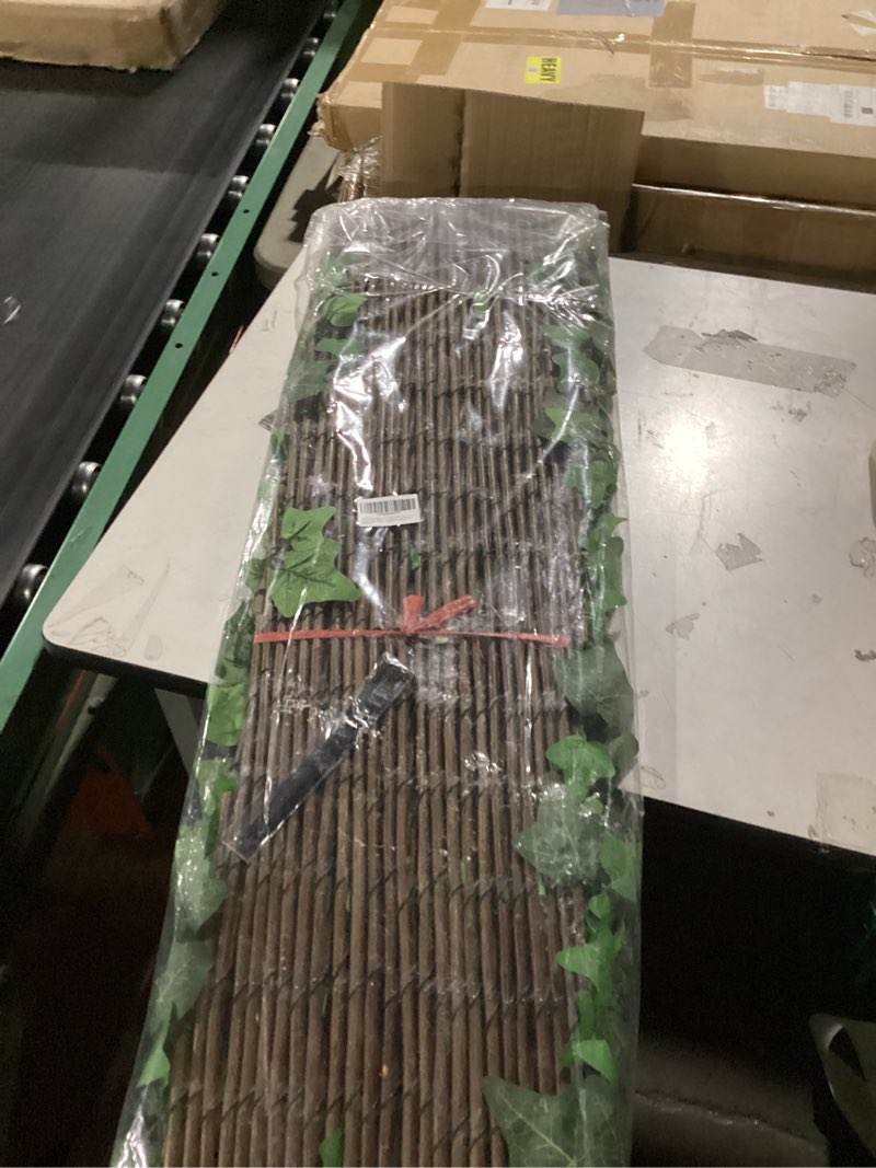Condition photo showing New/Like New for glant expandable fence privacy screen for balcony patio outdoor,decorative faux ivy fencing panel,artificial hedges (single sided leaves) (1, green-ivy) 1 green-ivy