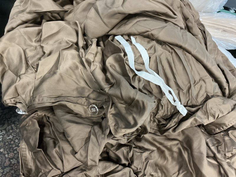 Condition photo showing As Is for quince bamboo duvet cover, full/queen, walnut