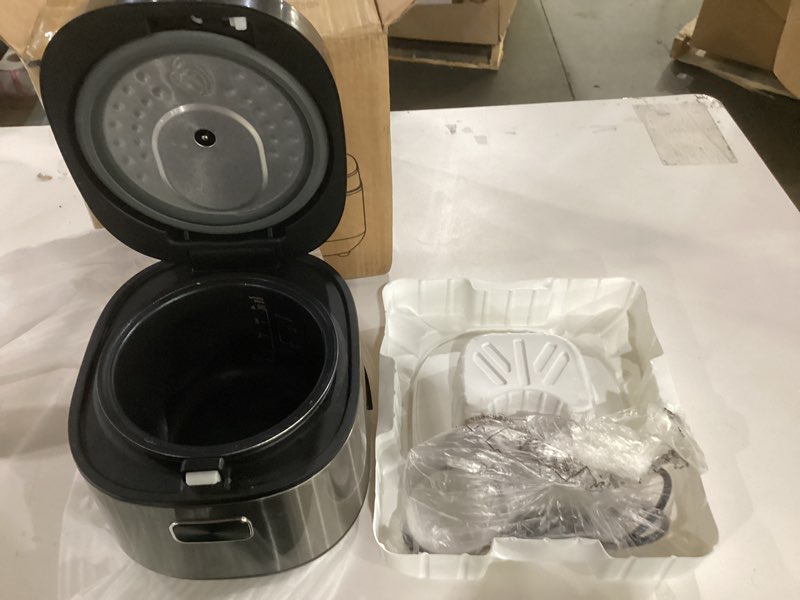 Condition photo showing As Is for comfee' compact rice cooker 8 cups cooked/4 cups uncooked, 9-in-1 multi cooker, fast rice maker, steam, brown rice, grains, fuzzy logic technology, grey 4 cups_electronic grey