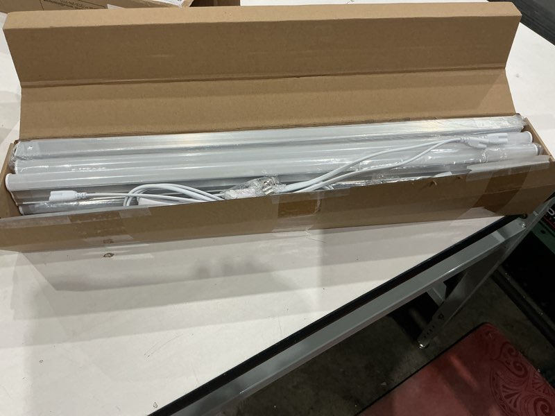 Condition photo showing Good Condition for similar ensenior 6-pack t5 led shop lights, 2ft 1000lm 6500k super bright white integrated single fixture, 10w linkable utility commercial lighting for office/gym/garage/ceiling/under cabinet, plug & play 2ft-pack of 6