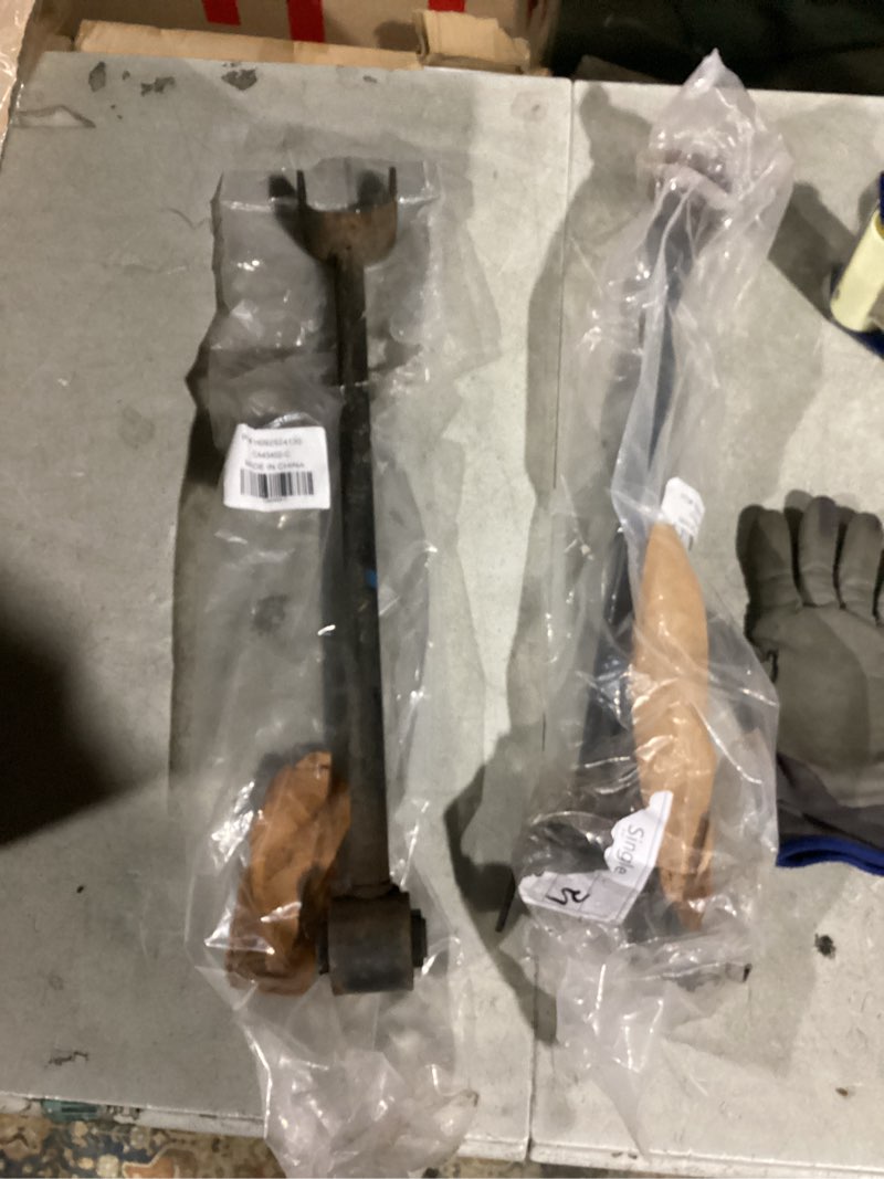 Condition photo showing Good Condition for aivwumot tracking torque rod assembly 03-04059 0951105 compatible with peterbilt air leaf trac unit rubber 03-02439