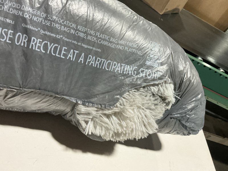 Condition photo showing As Is for pagisofe abstract shaggy machine washable area rug 4' x 6' plush soft fluffy fuzzy furry carpet for living room, home decor aesthetic tie-dyed light grey bedside rugs, nursery grils boys kids room 4' x 6' (rectangular) tie dyed-light grey